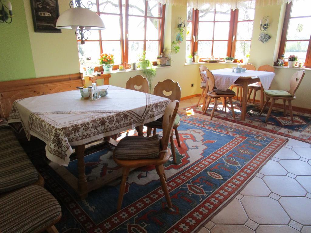 Haus Sundl - Privatzimmer Эммерсдорф-на-Дунае Экстерьер фото